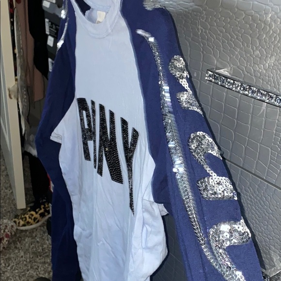 Pink top - Picture 2 of 2